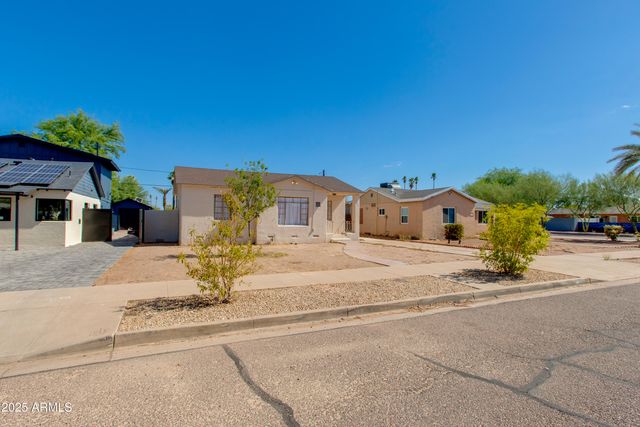 1342 E GRANADA Road, Phoenix, AZ 85006