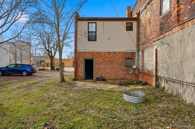 2538 Michigan Avenue, Detroit, MI 48216