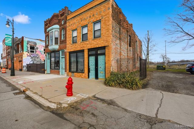 2538 Michigan Avenue, Detroit, MI 48216