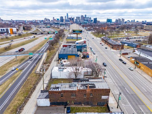 2538 Michigan Avenue, Detroit, MI 48216