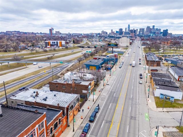 2538 Michigan Avenue, Detroit, MI 48216