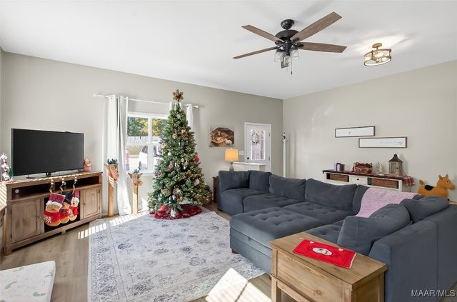 251 River Stone Way, Eclectic, AL 36024