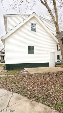 842 E 144th Street, Cleveland, OH 44110