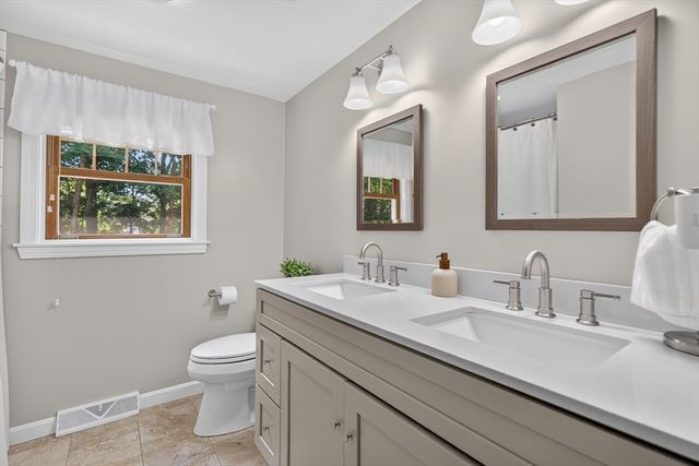 46 Esta Rd, Plymouth, MA 02360
