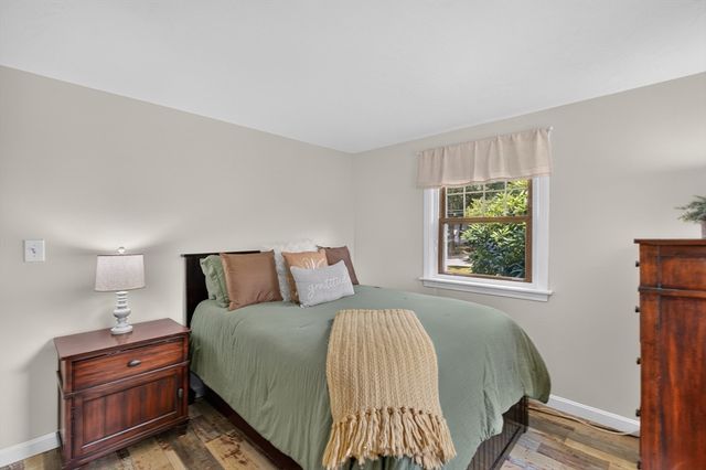 46 Esta Rd, Plymouth, MA 02360