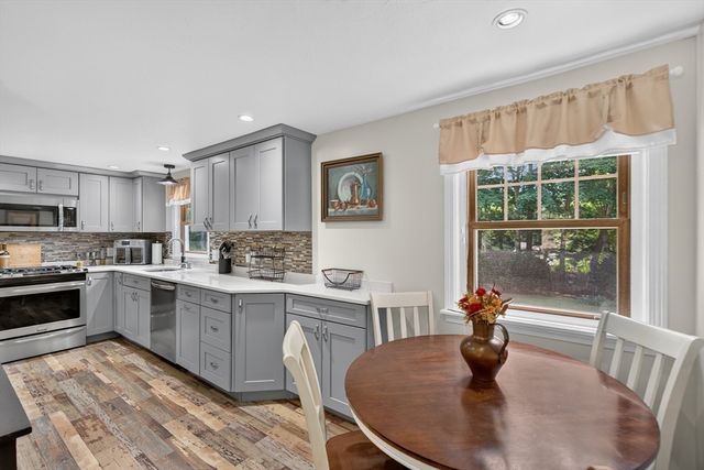 46 Esta Rd, Plymouth, MA 02360