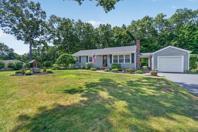 46 Esta Rd, Plymouth, MA 02360