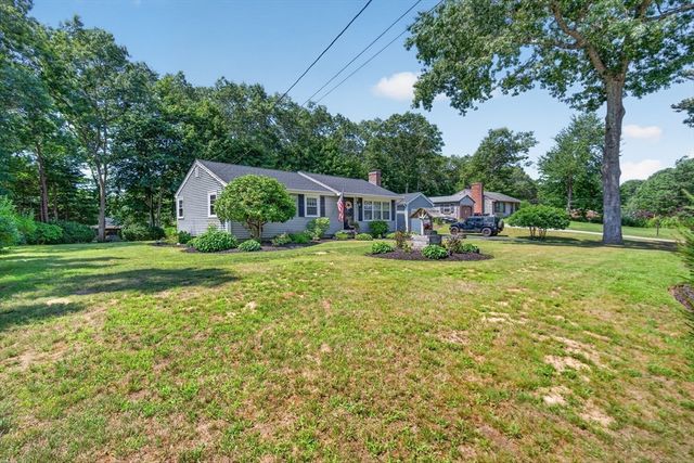 46 Esta Rd, Plymouth, MA 02360