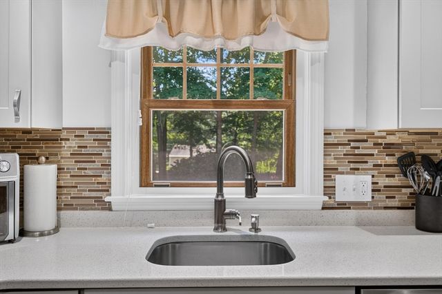 46 Esta Rd, Plymouth, MA 02360