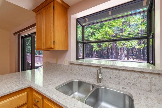 26299 Sugar Pine Dr, Pioneer, CA 95666