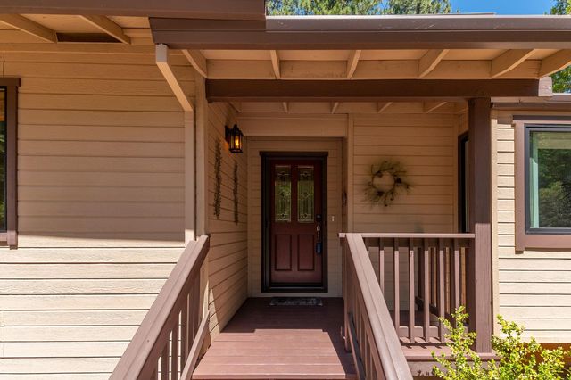 26299 Sugar Pine Dr, Pioneer, CA 95666