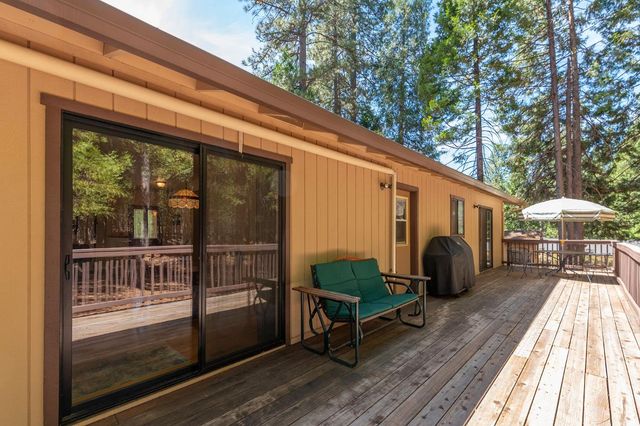 26299 Sugar Pine Dr, Pioneer, CA 95666