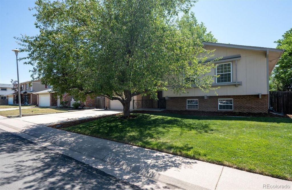 12983 Dexter Street, Thornton, CO 80241