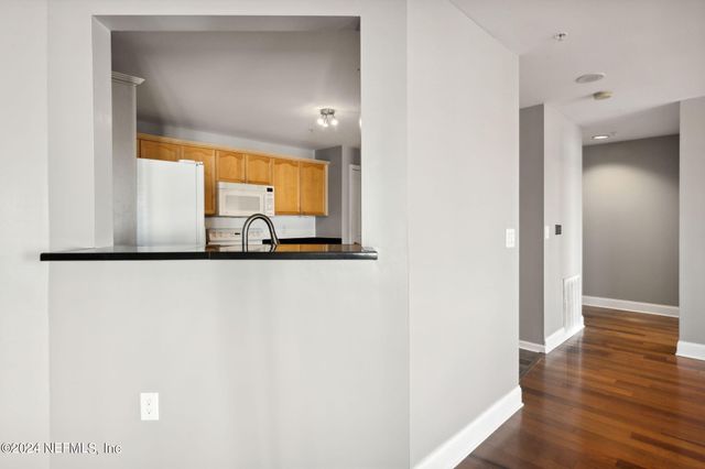 400 E BAY Street E 408, Jacksonville, FL 32202