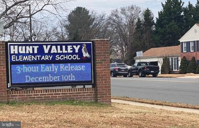 7013 GALGATE DR, Springfield, VA 22152