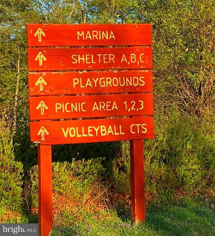 7013 GALGATE DR, Springfield, VA 22152