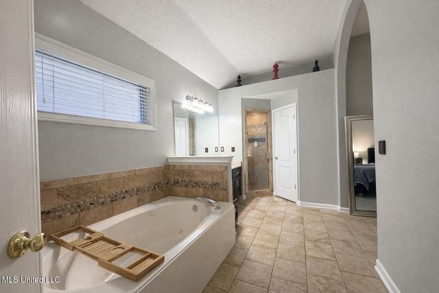 6568 Braybourne Main, Olive Branch, MS 38654