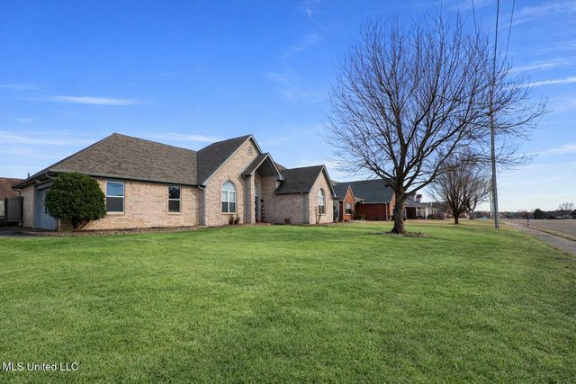 6568 Braybourne Main, Olive Branch, MS 38654