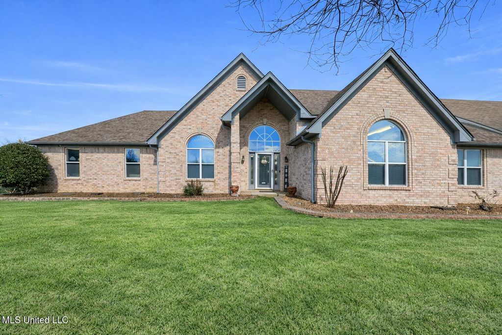 6568 Braybourne Main, Olive Branch, MS 38654 — photo 3