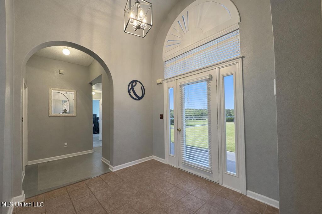 6568 Braybourne Main, Olive Branch, MS 38654 — photo 4