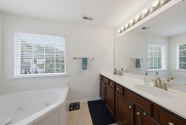 2200 Wide River Drive, Raleigh, NC 27614