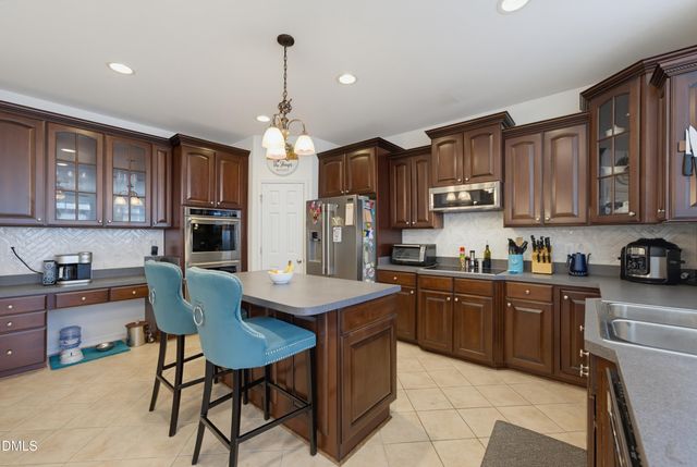 2200 Wide River Drive, Raleigh, NC 27614