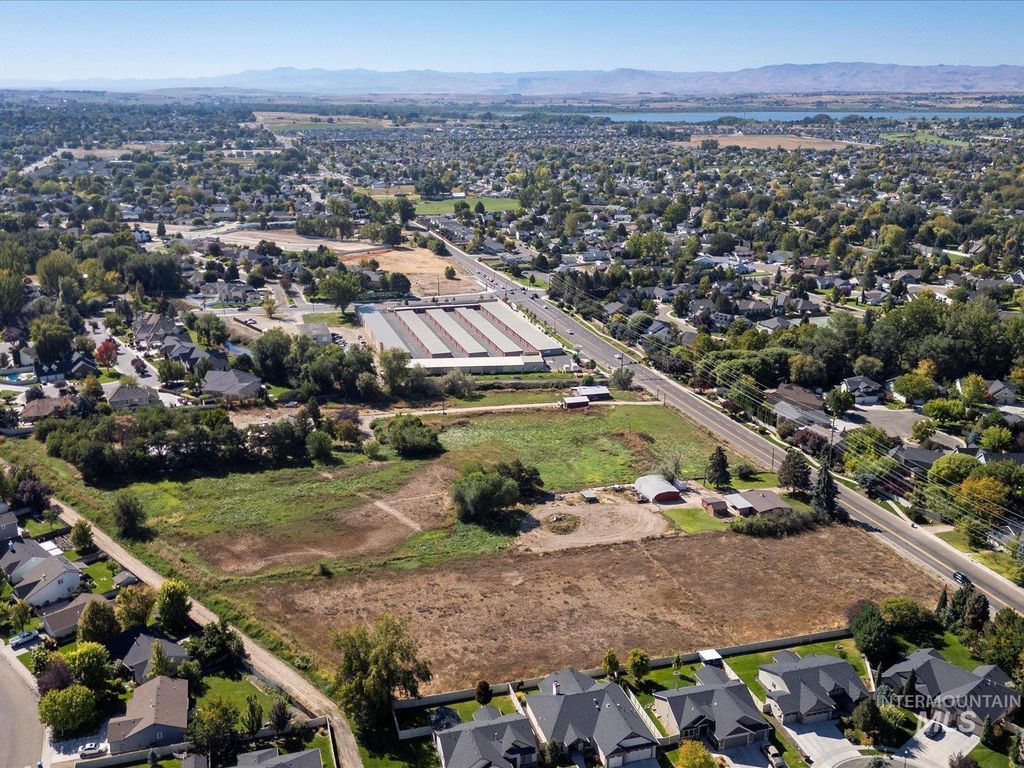 604 S Midland Blvd, Nampa, ID 83686 photo 7