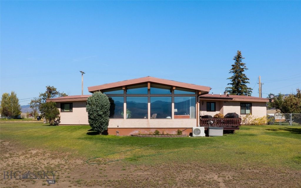 304 N Brooke Street N, Whitehall, MT 59759