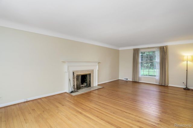 4259 WENDELL Road, West Bloomfield Charter Township, MI 48323