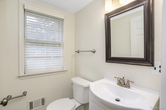 4259 WENDELL Road, West Bloomfield Charter Township, MI 48323