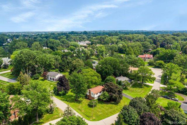 4259 WENDELL Road, West Bloomfield Charter Township, MI 48323