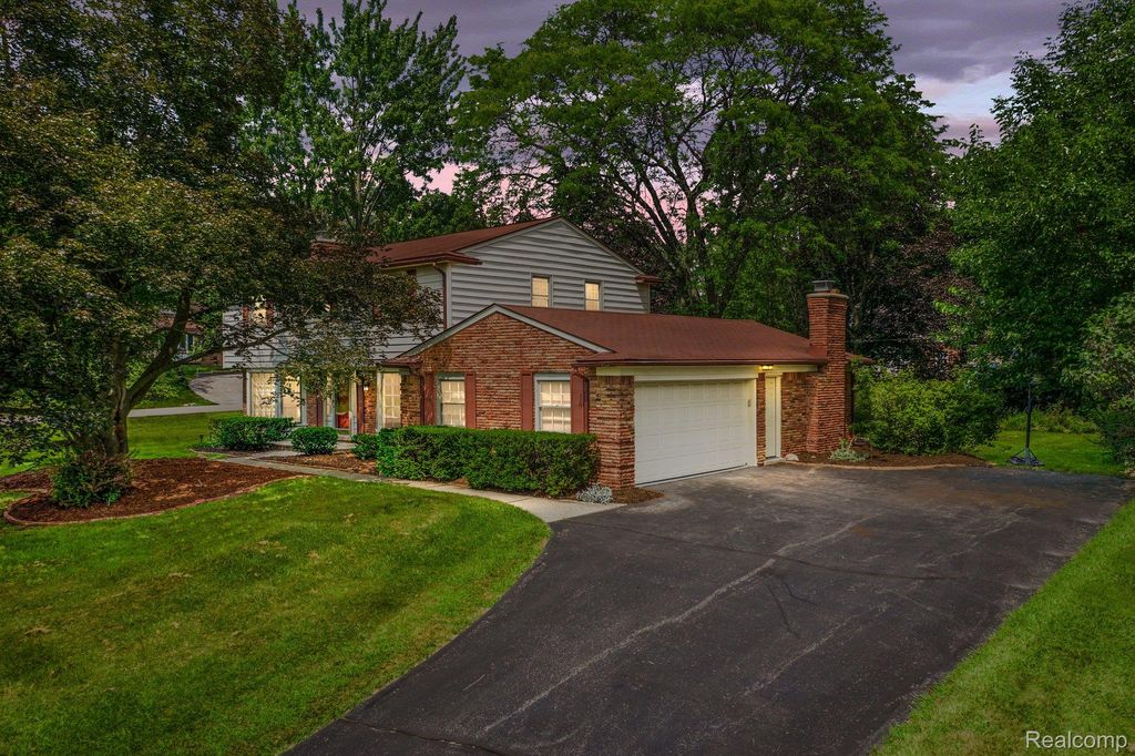 4259 WENDELL Road, West Bloomfield Charter Township, MI 48323