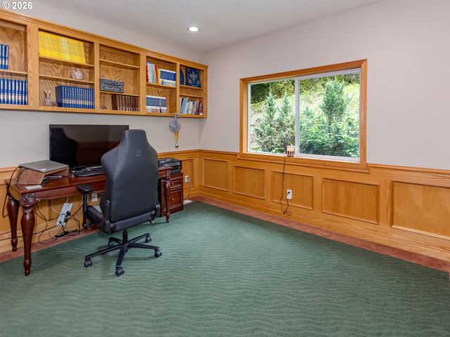 125 WISHMAN Dr, Woodland, WA 98674