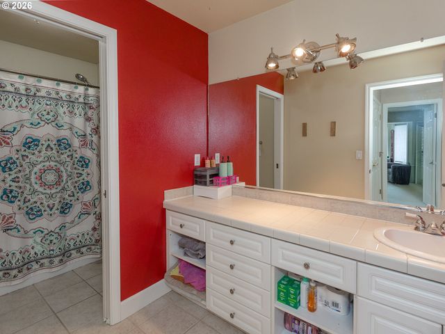 125 WISHMAN Dr, Woodland, WA 98674