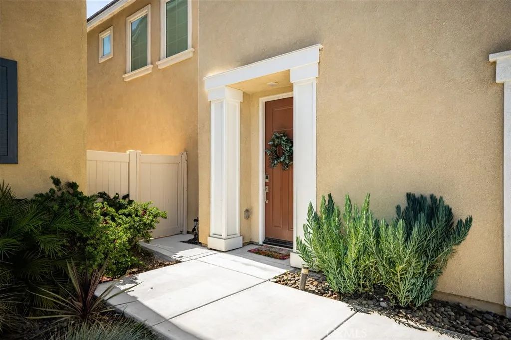 872 Bluebell, Beaumont, CA 92223