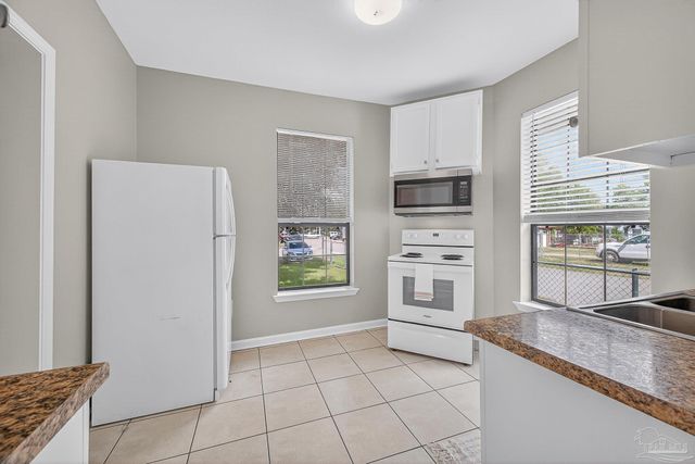 2400 W Gadsden St, Pensacola, FL 32505