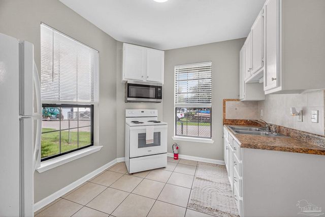 2400 W Gadsden St, Pensacola, FL 32505