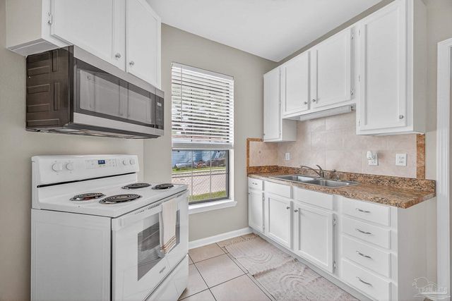 2400 W Gadsden St, Pensacola, FL 32505