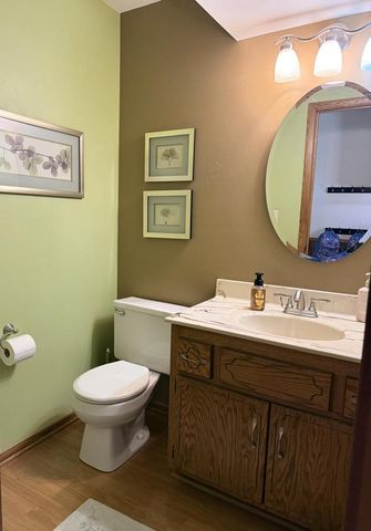 8716 W Whitaker AVENUE, Greenfield, WI 53228