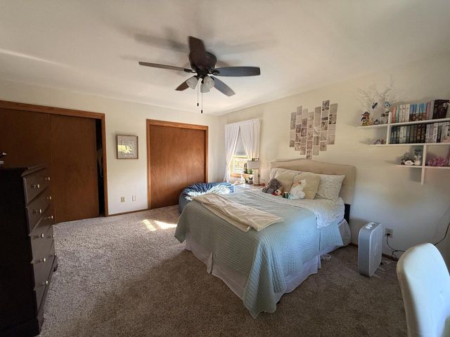 8716 W Whitaker AVENUE, Greenfield, WI 53228