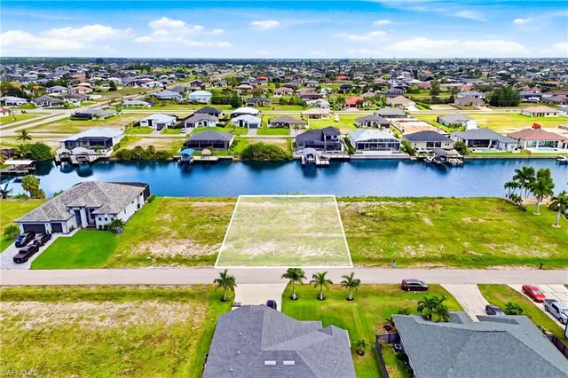 1519 NW 41st PL, Cape Coral, FL 33993