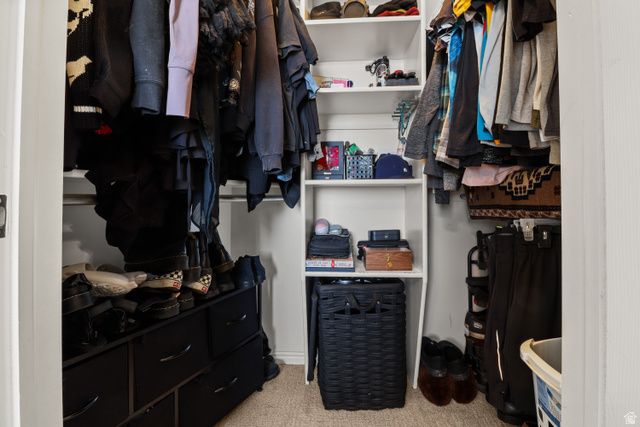 1369 N LEWIS PEAK DR, Ogden, UT 84404