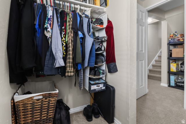 1369 N LEWIS PEAK DR, Ogden, UT 84404