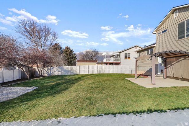 1369 N LEWIS PEAK DR, Ogden, UT 84404