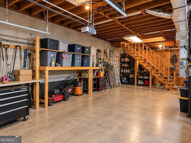 180 Hale Mountain Court, Hiram, GA 30141