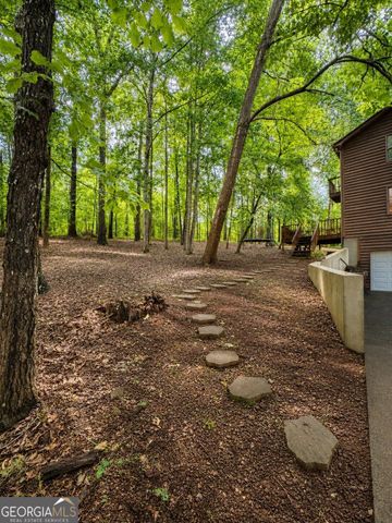 180 Hale Mountain Court, Hiram, GA 30141