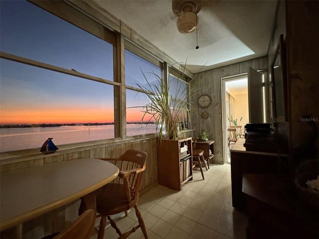 4750 COVE CIRCLE 502, St Petersburg, FL 33708