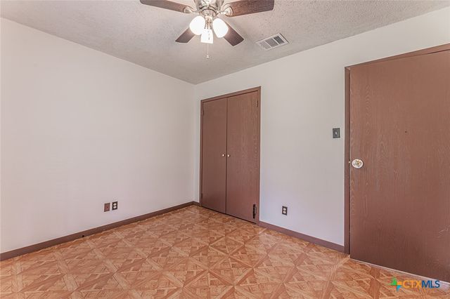 2001 Stagecoach Trail, Temple, TX 76502