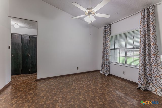 2001 Stagecoach Trail, Temple, TX 76502