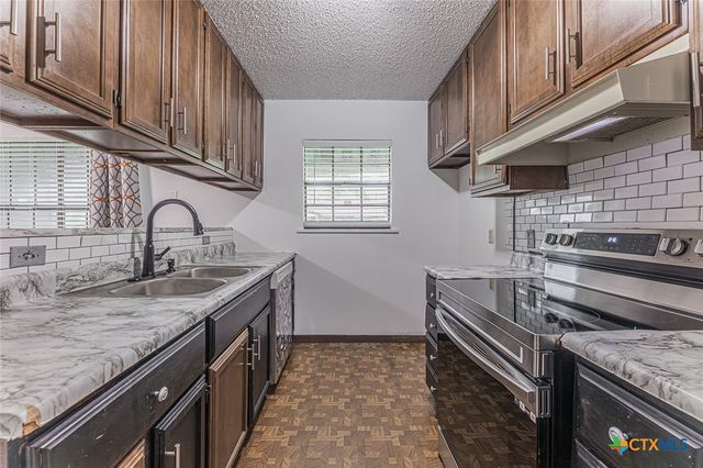 2001 Stagecoach Trail, Temple, TX 76502